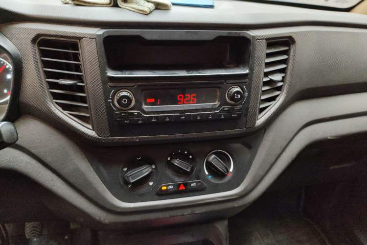 Used Wuling Hongguang V 2022 1.5L Enjoy Edition Hydraulic Power Steering LAR