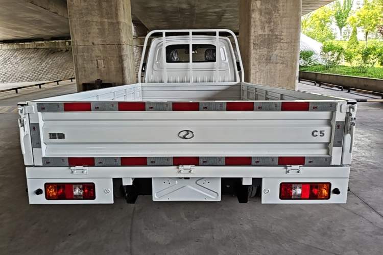 Used Ruichi C5 2025 Model All-Electric Single-Row Pioneer Flatbed