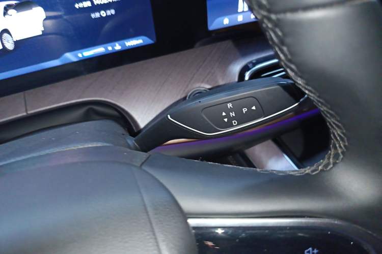 Used Chery Tiggo 9 2025 2.0T Automatic Two-Wheel Drive Luxury Edition 5 Seats