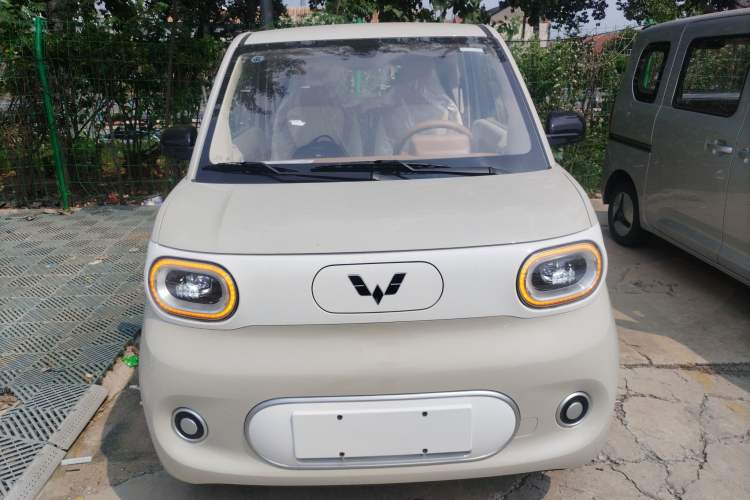 Used Wuling Hongguang MINIEV 2024 3rd Generation 215km Youth Edition