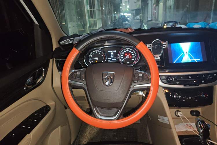 Used Baojun 730 2016 1.8L Manual Luxury Edition 7 Seats
