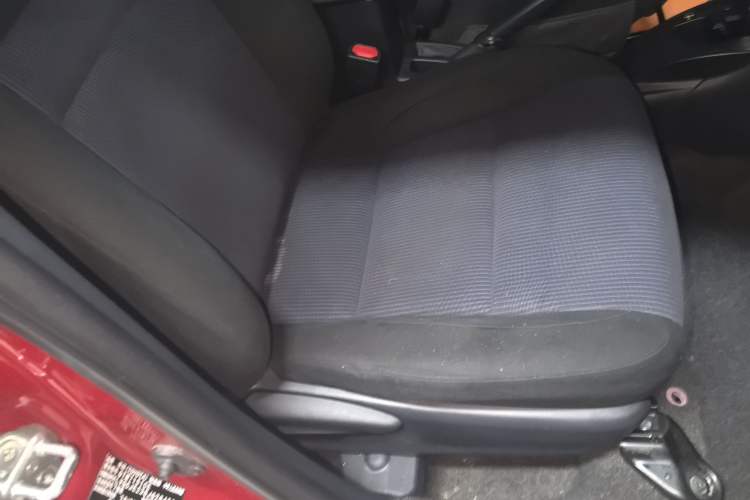 Used Toyota YARiS L Zhi Xuan 2016 Revised 1.5E CVT Charming Edition Right Front Seat