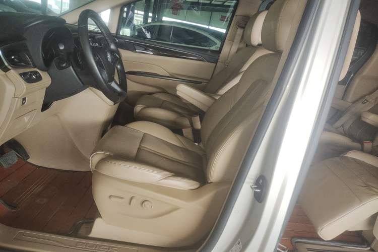 Used Buick GL8 2017 ES 28T Luxury Model China V Standard Left Front Seat