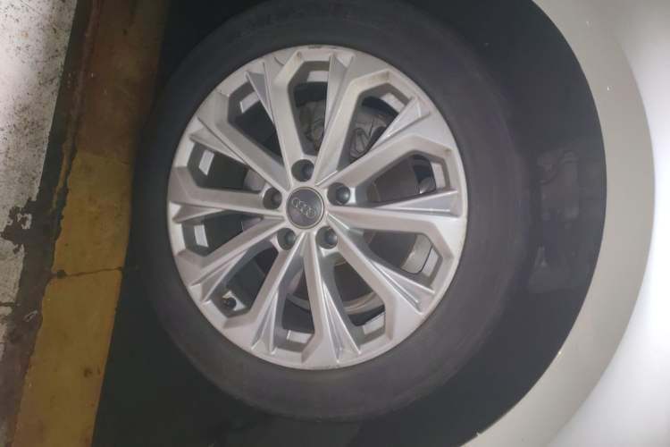 Used Audi A4L 2019 40 TFSI Ambition Version China V
