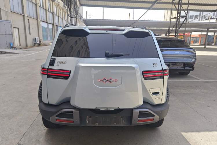 Used Formula Leopard Titanium 3 2025 501KM All-Wheel Drive Intelligent Driving Ultra Version
