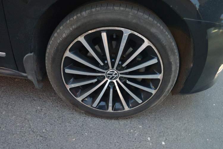 Used Volkswagen Passat 2014 1.8TSI DSG 30th Anniversary Edition
