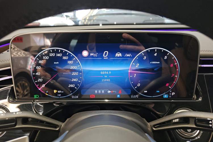 Used Mercedes-Benz E-Class 2024 E 300 L Luxury Model
