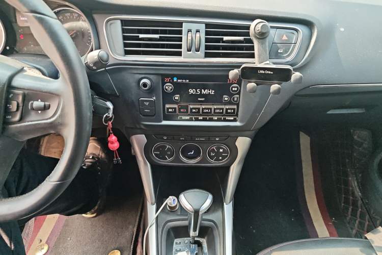 Used Citroen C3-XR 2015 1.6L Automatic Pioneer Model Audio And AC Panel