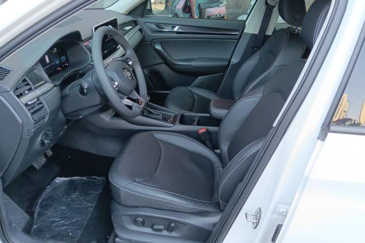 Used Skoda Kodiaq 2024 TSI330 5-Seat Two-Wheel Drive Elite Version Left Front Seat