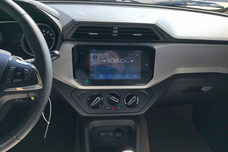 Used Wuling Hongguang 2021 1.5L Facelifted S Comfort Version with Electric Power Steering LAR Audio And AC Panel