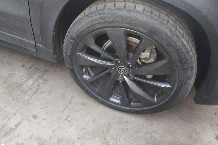 Used CHANGAN UNI-T 2020 1.5T Prestige Version Right Front Wheel Hub