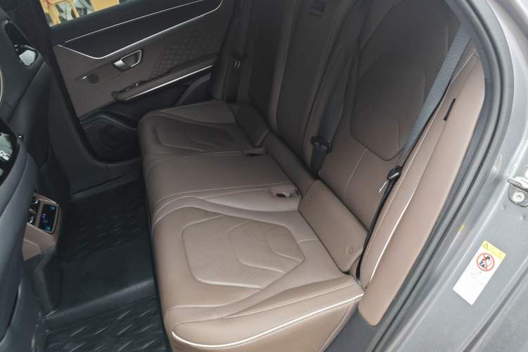 Used BYD Han 2022 EV Genesis Edition 610KM All-Wheel Drive Premium Model Left Rear Seat