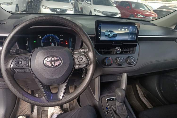 Used Toyota Corolla Cross 2024 2.0L Pioneer Edition Center Console
