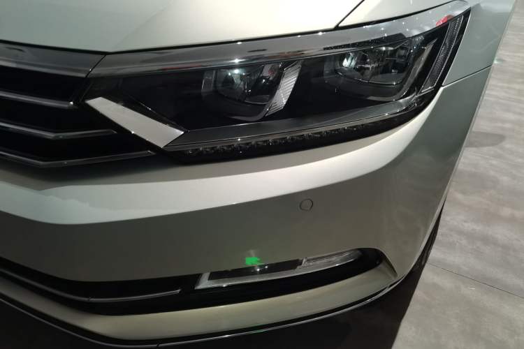 Used Volkswagen Magotan 2018 330TSI DSG Luxury Model