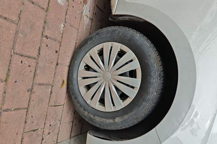 Used Volkswagen Santana 2019 1.5L Automatic Fashion Edition China VI Right Front Wheel Hub