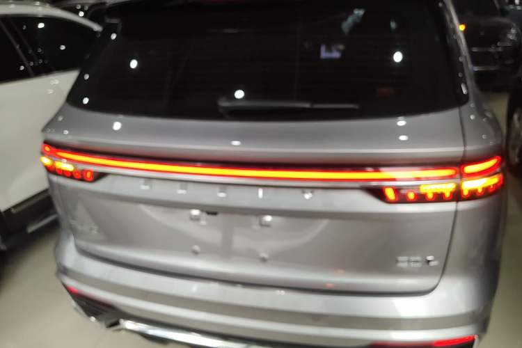 Used Geely Auto Monjaro L 2024 2.0TD High-Power Automatic Two-Wheel Drive Yunqi Version
