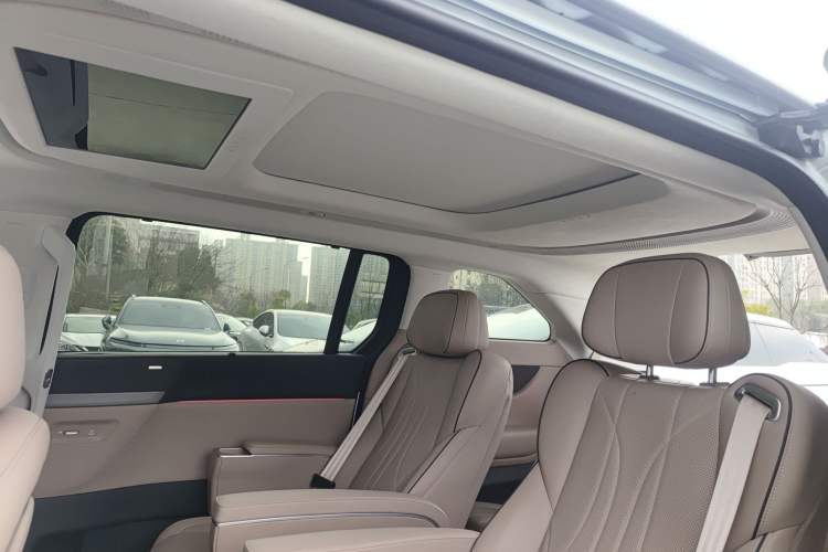 Used XPeng X9 2025 740 Ultra-Long Range Max