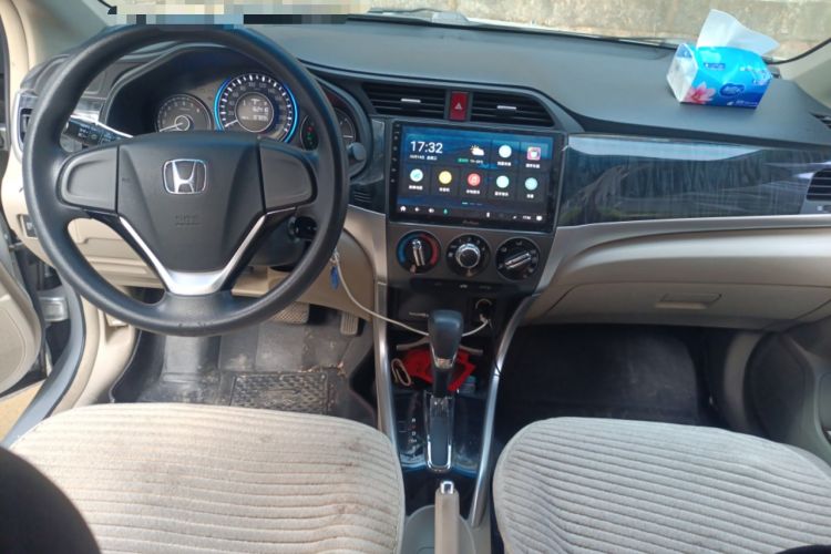 Used Honda Crider 2013 1.8L automatic comfort version
