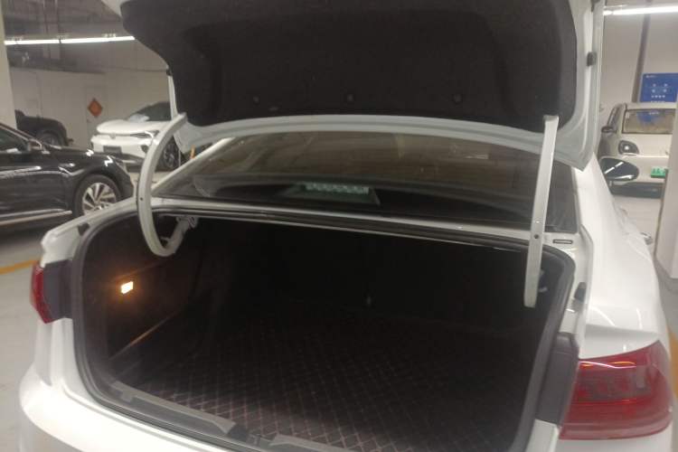 Used Volkswagen Bora 2023 200TSI DSG Enjoyment Edition
