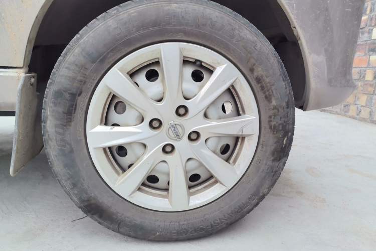 Used Jinbei New Hiace X30L 2019 1.5L Cargo Van Wealth Edition China VI SWC15M
