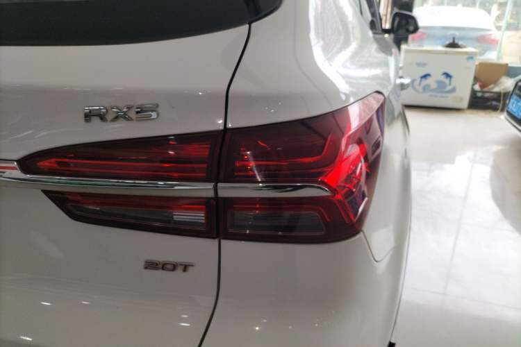 Used Roewe RX5 2016 20T Two-Wheel Drive Automatic Internet Smart Edition