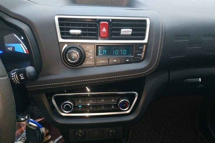 Used JAC iEV6E 2019 Upgraded iEV6E Luxury Model
