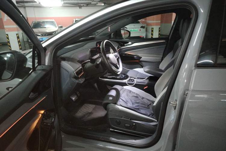 Used Volkswagen ID.4 CROZZ 2022 Long-Range Lite PRO Edition