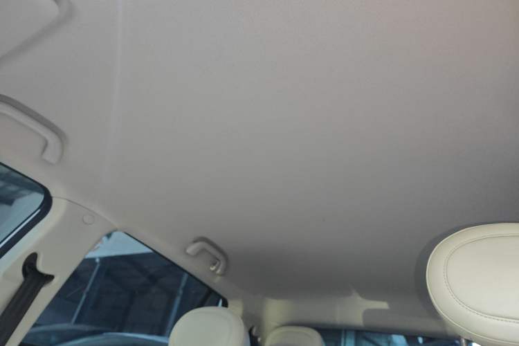 Used JAC Yiwei 3 2023 405km Lite
