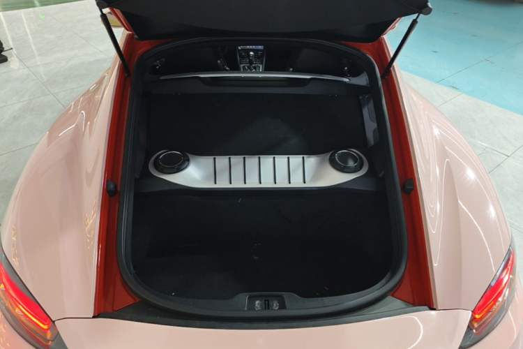 Used Porsche 718 2016 Cayman 2.0T Trunk