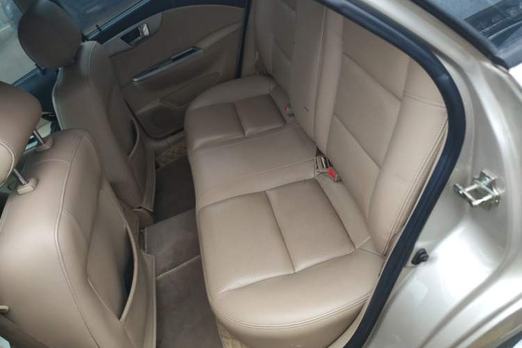 Used Buick Excelle 2011 1.6LX-AT Left Rear Seat