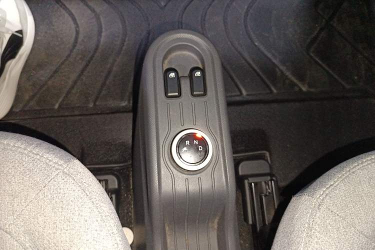 Used Wuling Hongguang MINIEV 2021 Macaron Premium Model – Lithium Iron Phosphate
