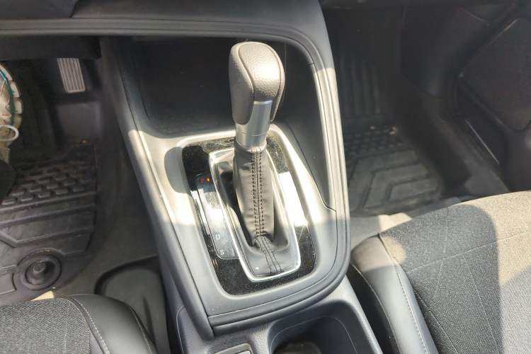 Used Honda Vezel 2023 1.5L CVT Tech Edition
