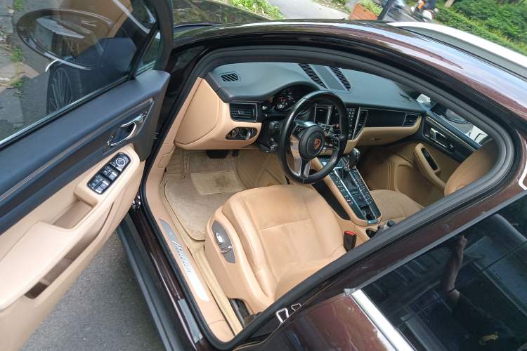 Used Porsche Macan 2017 Macan 2.0T Driver Seat