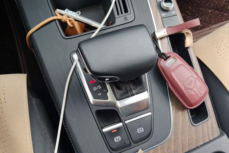 Used Audi Q5L 2022 45T Luxury Elegant Model