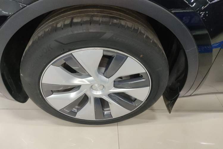 Used Tesla Model Y 2022 Rear-Wheel-Drive Version