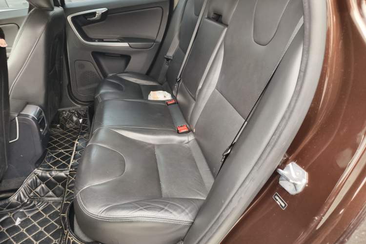 Used Volvo XC60 2017 T5 Smart Upgrade Edition