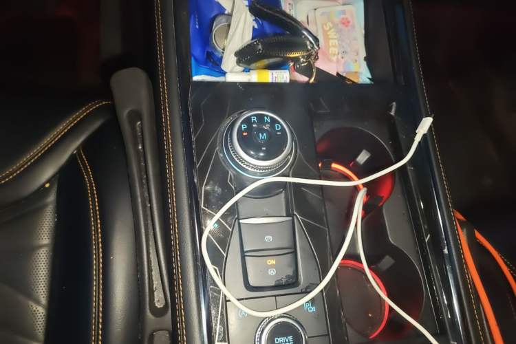 Used Ford Explorer 2023 EcoBoost 285 Kunlun Peak Edition 6-Seater Gear Lever