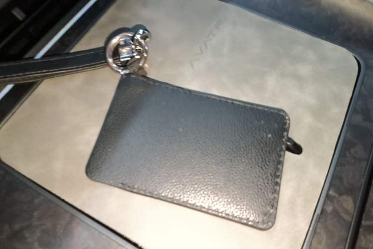 Used Avatr 12 2023 700 Three-Laser Rear-Wheel Drive Luxury Edition Vehicle Key