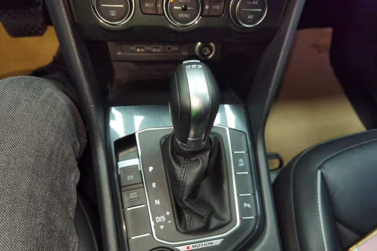 Used Volkswagen Tiguan 2019 330TSI All-Wheel-Drive Innovation Model