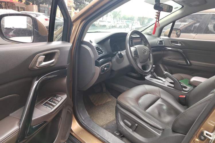 Used GAC Trumpchi GS4 2015 200T G-DCT Luxury Edition