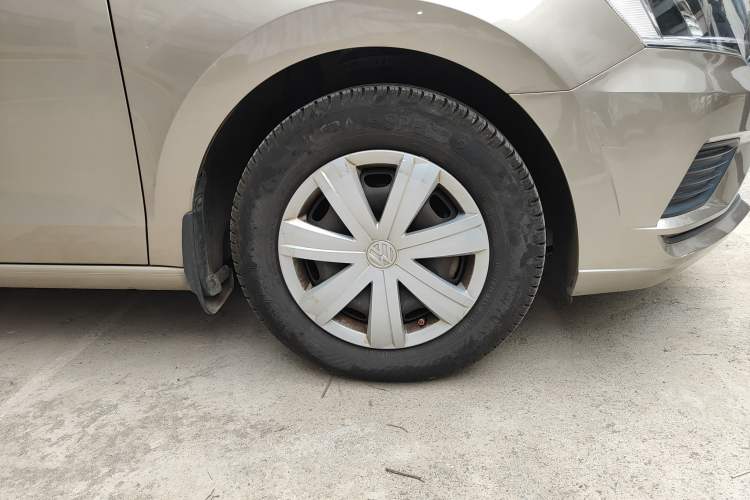 Used Volkswagen Jetta 2017 1.5L Manual Fashion Edition
