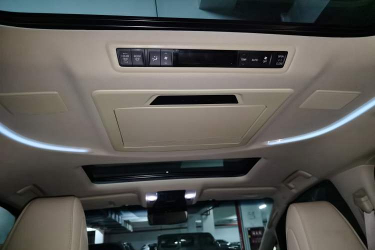 Used Toyota Vellfire 2019 Dual-Engine 2.5L HV Luxury Edition Headliner