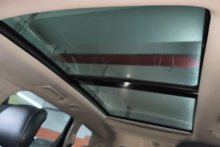 Used Ford Edge 2016 EcoBoost 330 V6 Four-Wheel Drive Sporty 7-Seater
