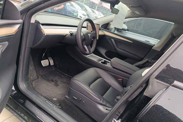 Used Tesla Model Y 2021 Performance High-Performance All-Wheel-Drive Version
