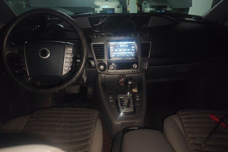 Used SsangYong Rodius 2014 2.0T Diesel 4x4 Luxury Navigation Edition
