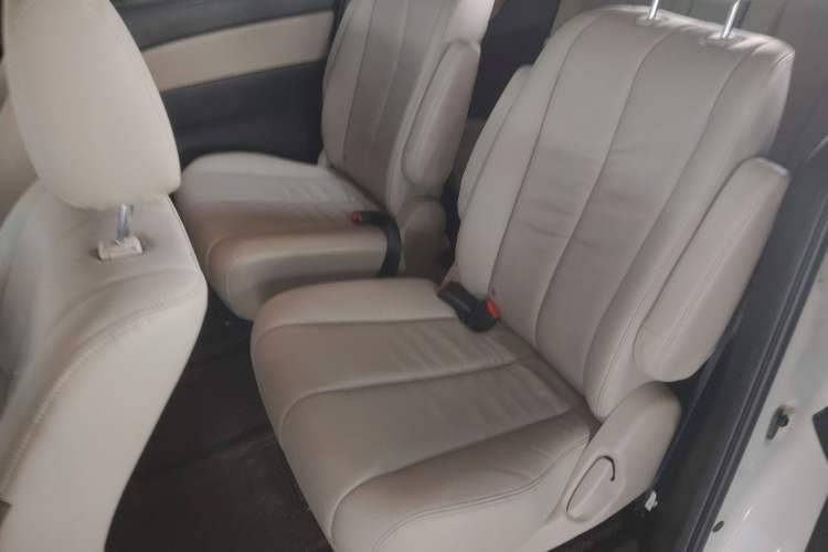 Used Mazda 8 2015 2.5L Flagship Edition Left Rear Seat