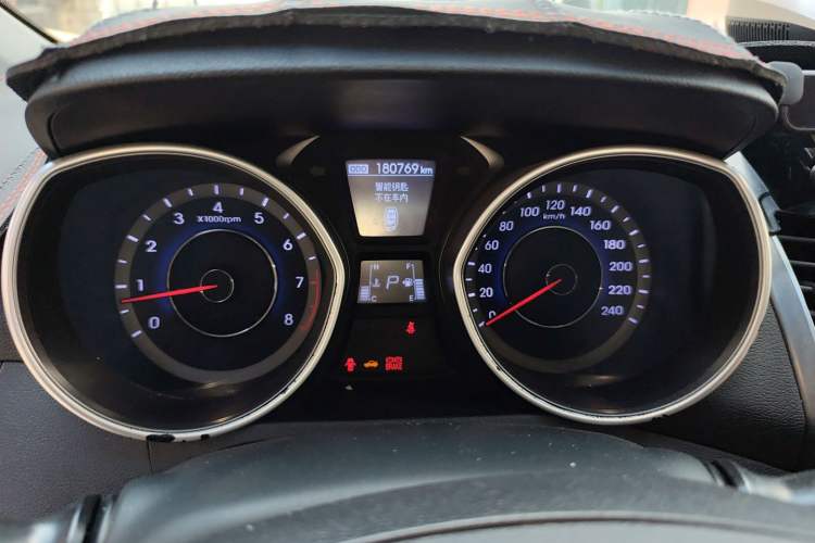 Used Hyundai Elantra (5th Generation / Langdong) 2015 1.6L Automatic Leading Model Instrument Cluster