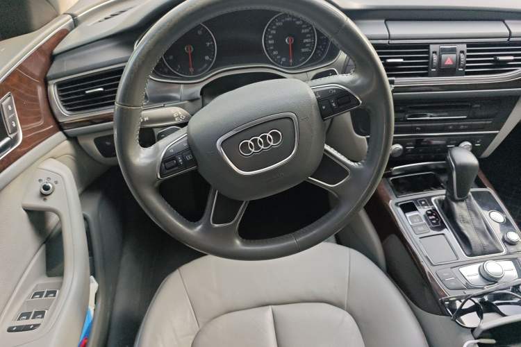 Used Audi A6L 2012 TFSI Comfort Model Steering Wheel