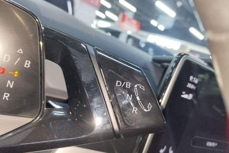 Used Volkswagen ID.6 CROZZ 2022 Long-Range PRO Edition