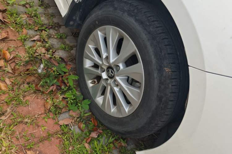 Used Toyota Corolla 2021 1.2T S-CVT Elite Edition Right Front Wheel Hub